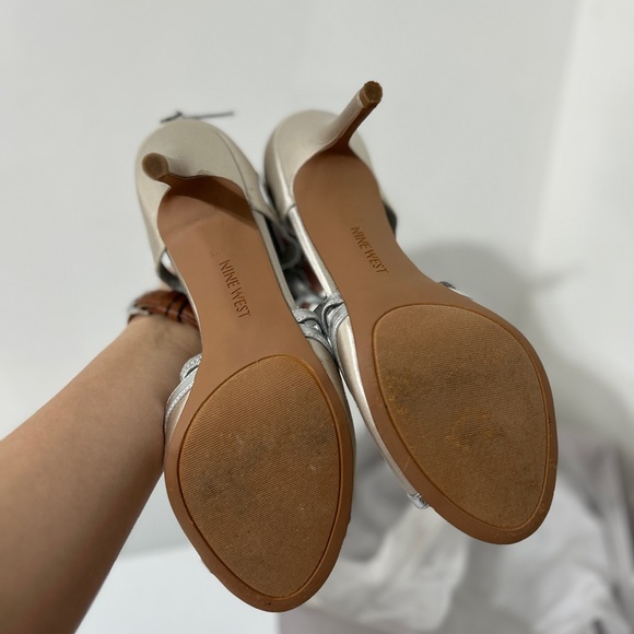 Nine West strappy heels - Picture 3 of 4